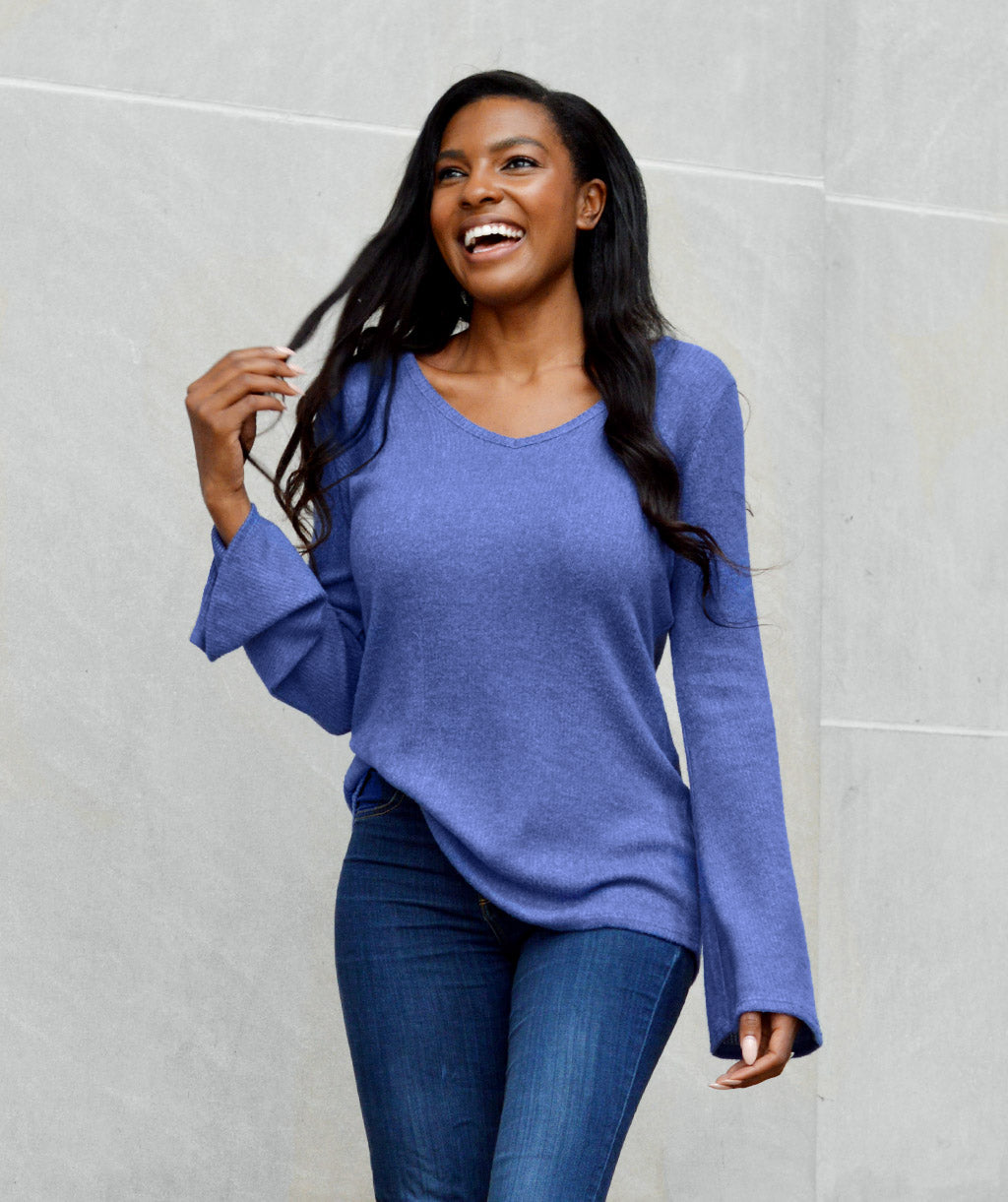 NIA sweater rib top in Blue Sky – Elegantees