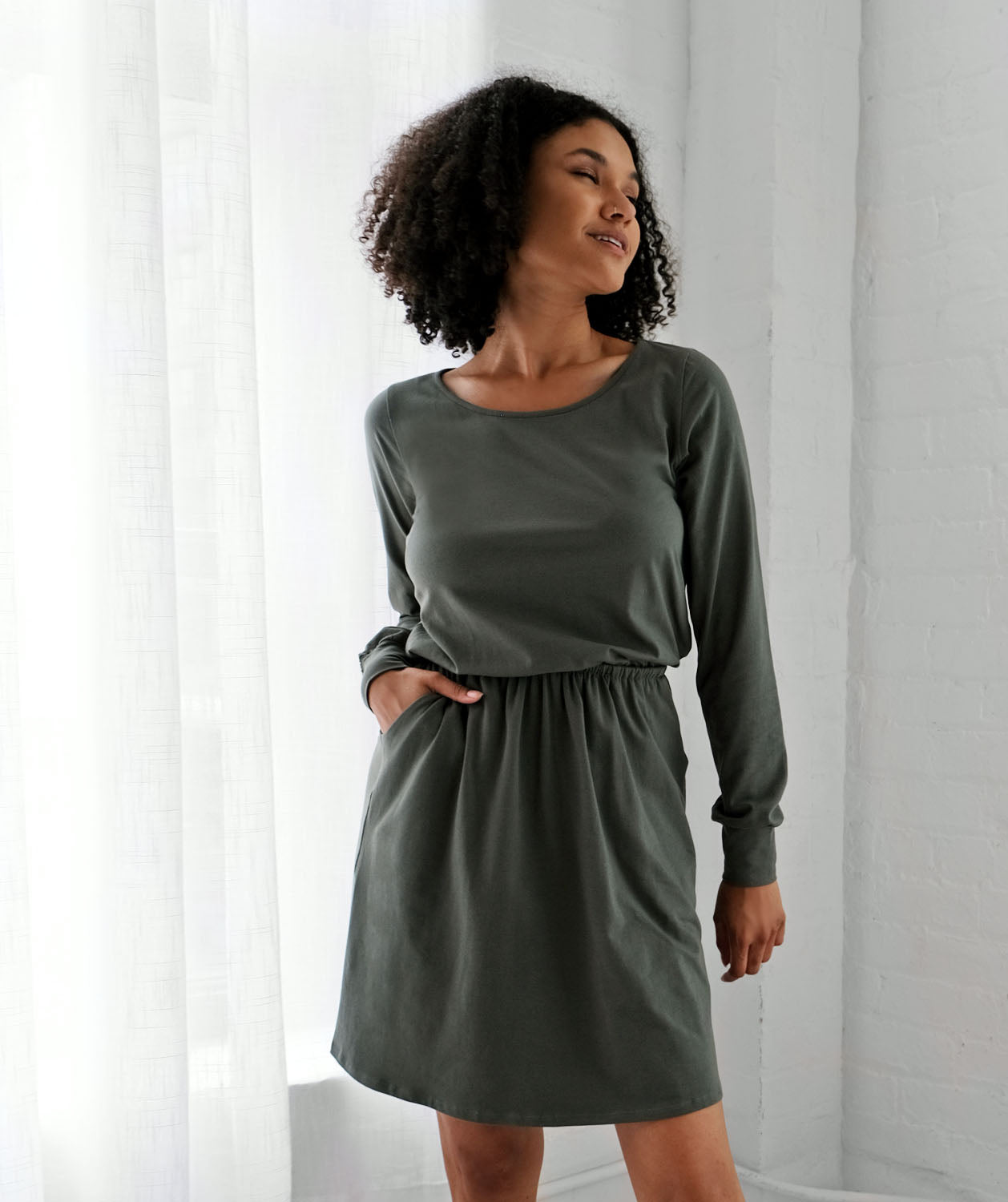 NISHA dress in Jungle Green