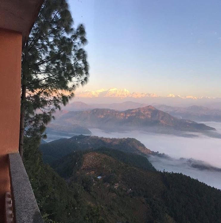 August Reflections Elegantees