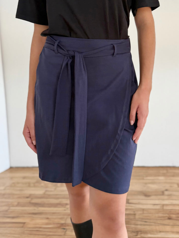 TULIP skirt in Navy