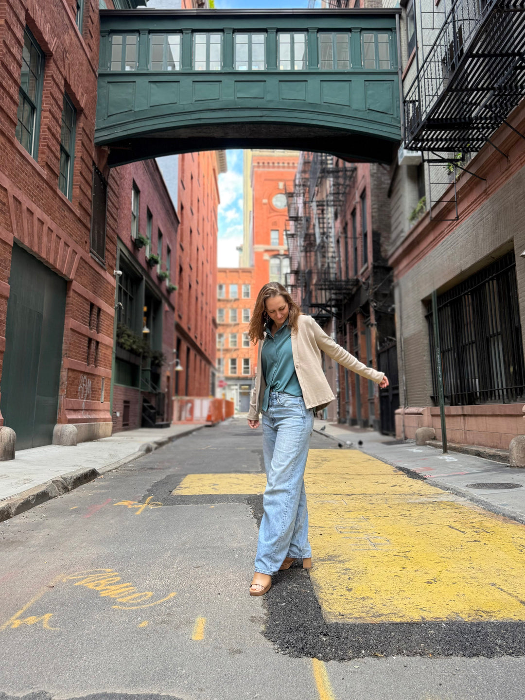 JUDE rib-knit fitted cardigan in Sandstone