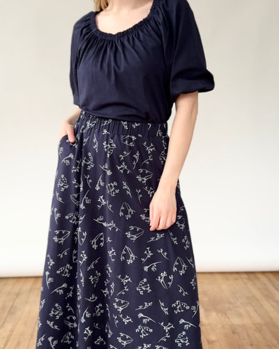 FAWN printed skirt in Navy/White