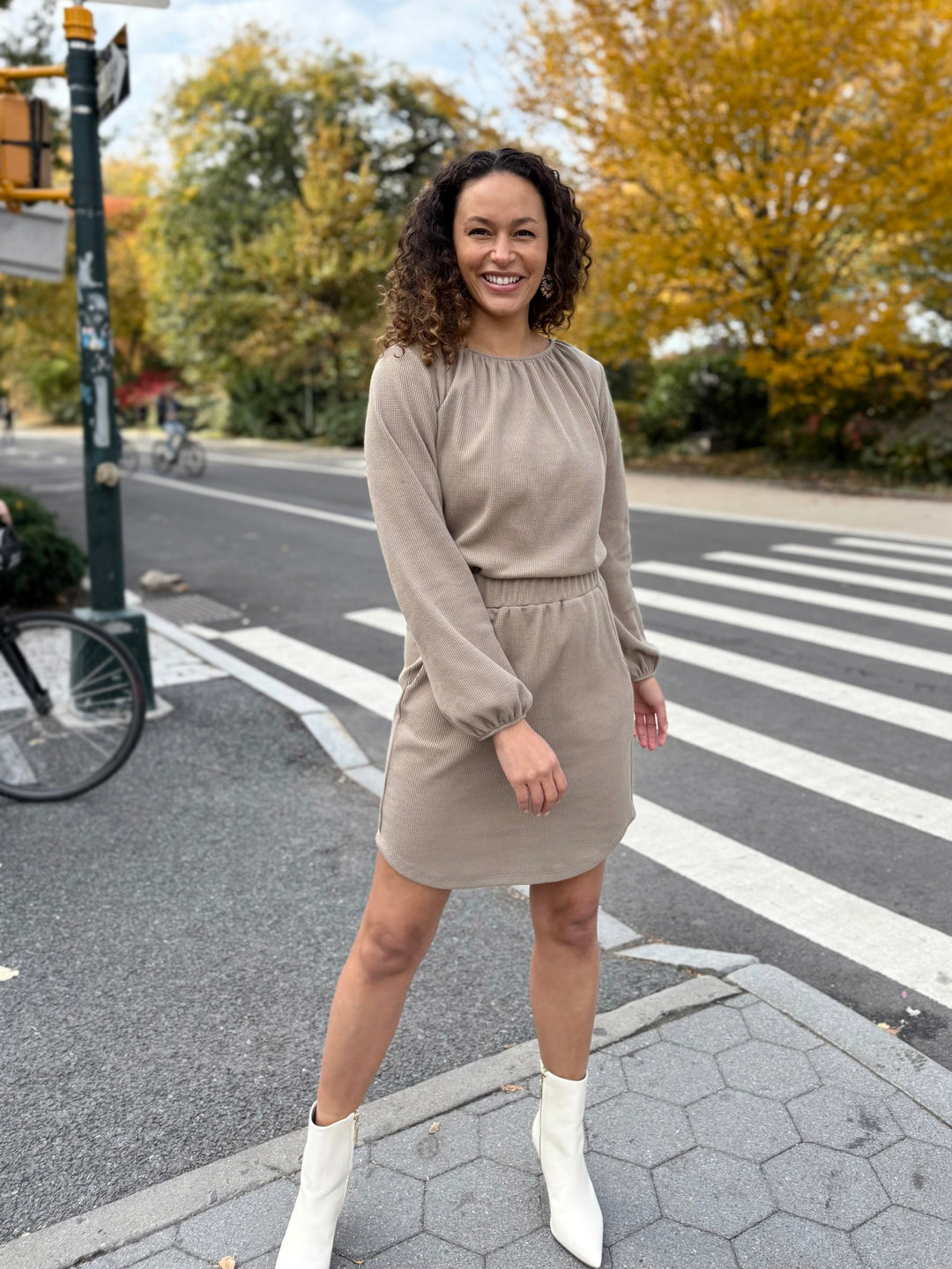 VIVIAN waffle knit top in Taupe Grey