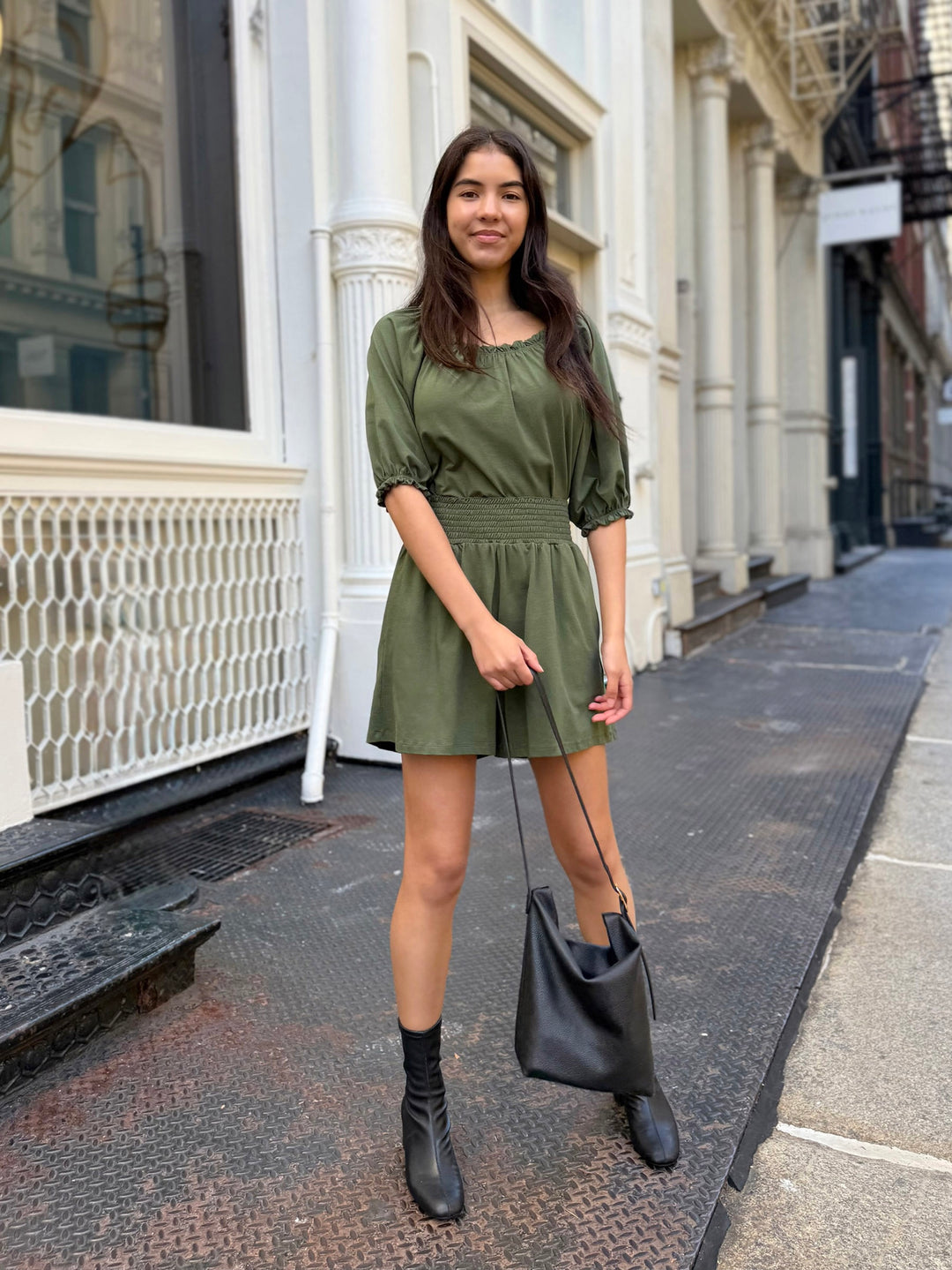 VENICE smocked shorts in Meadow Green