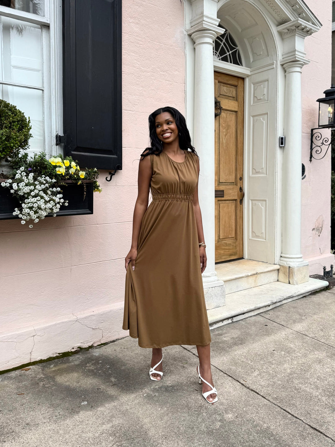 LAVINIA dress in Kona Brown