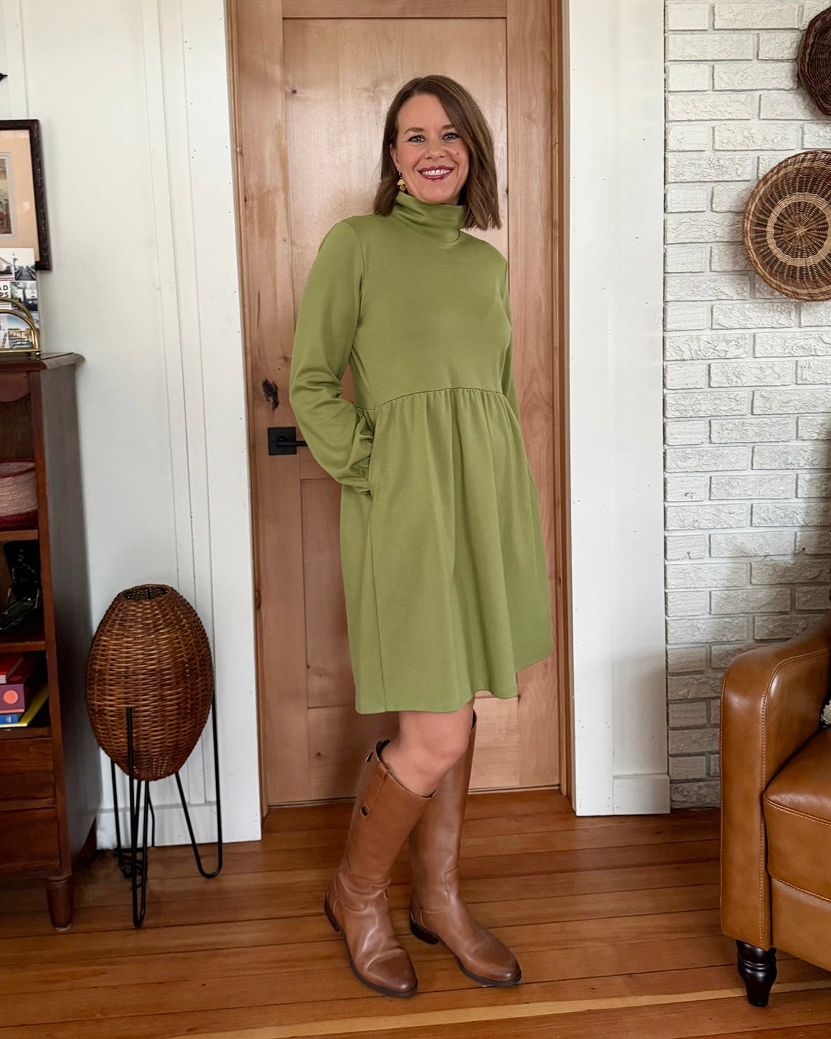 HELENE doubleknit dress in Grass Green