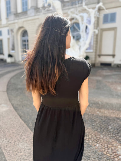 DINAH dress in Black