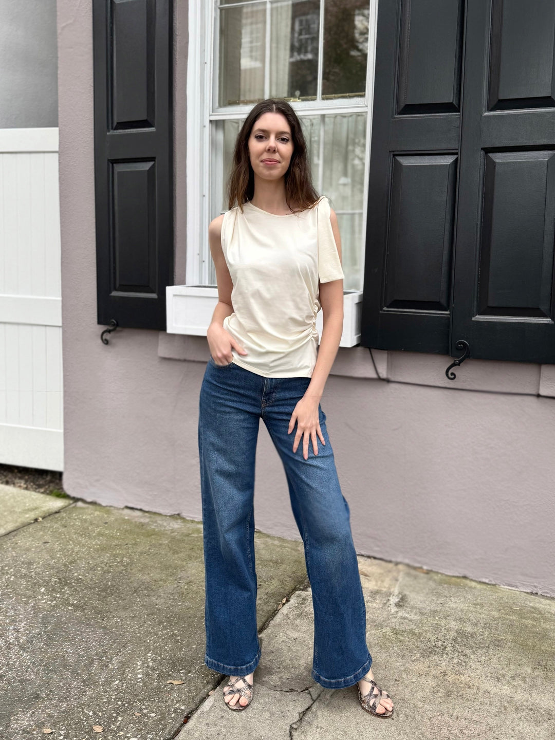 KERRINE top in Chalk