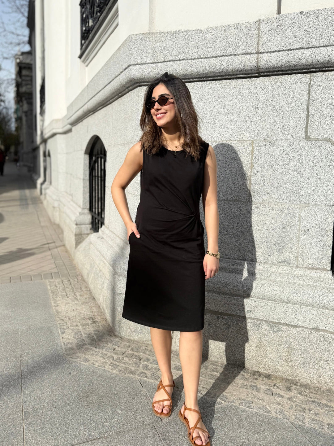 SOL dress in Black