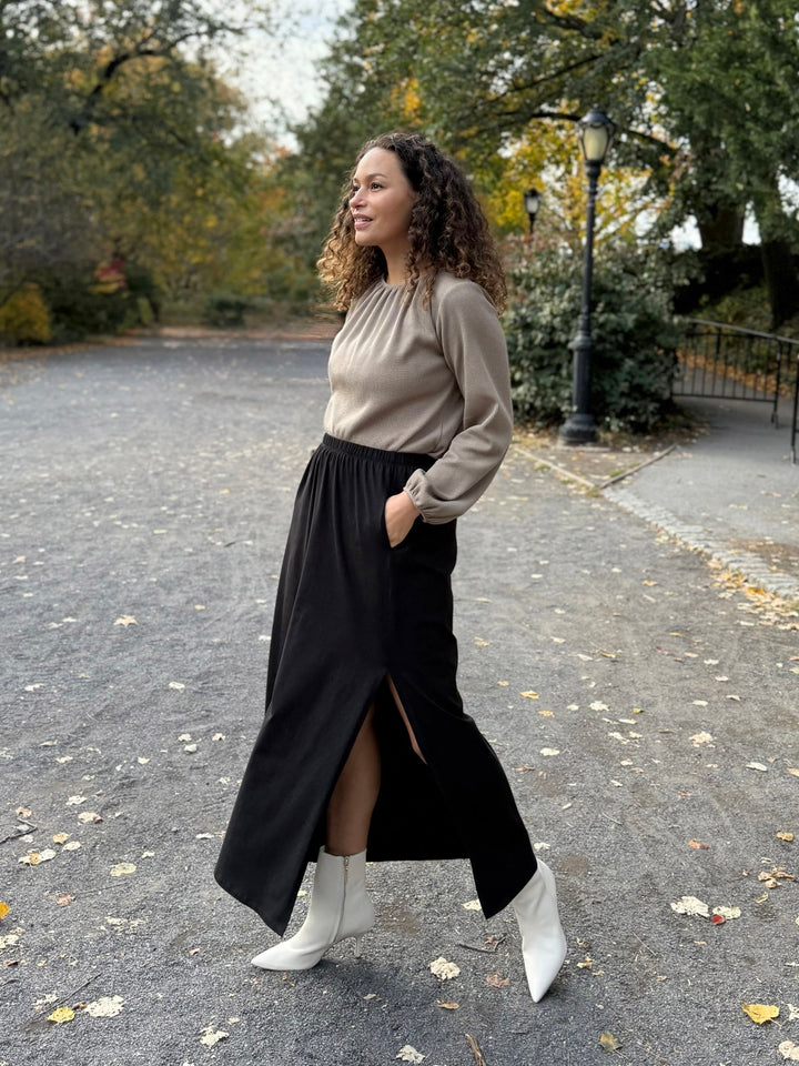 AMARA skirt in Black