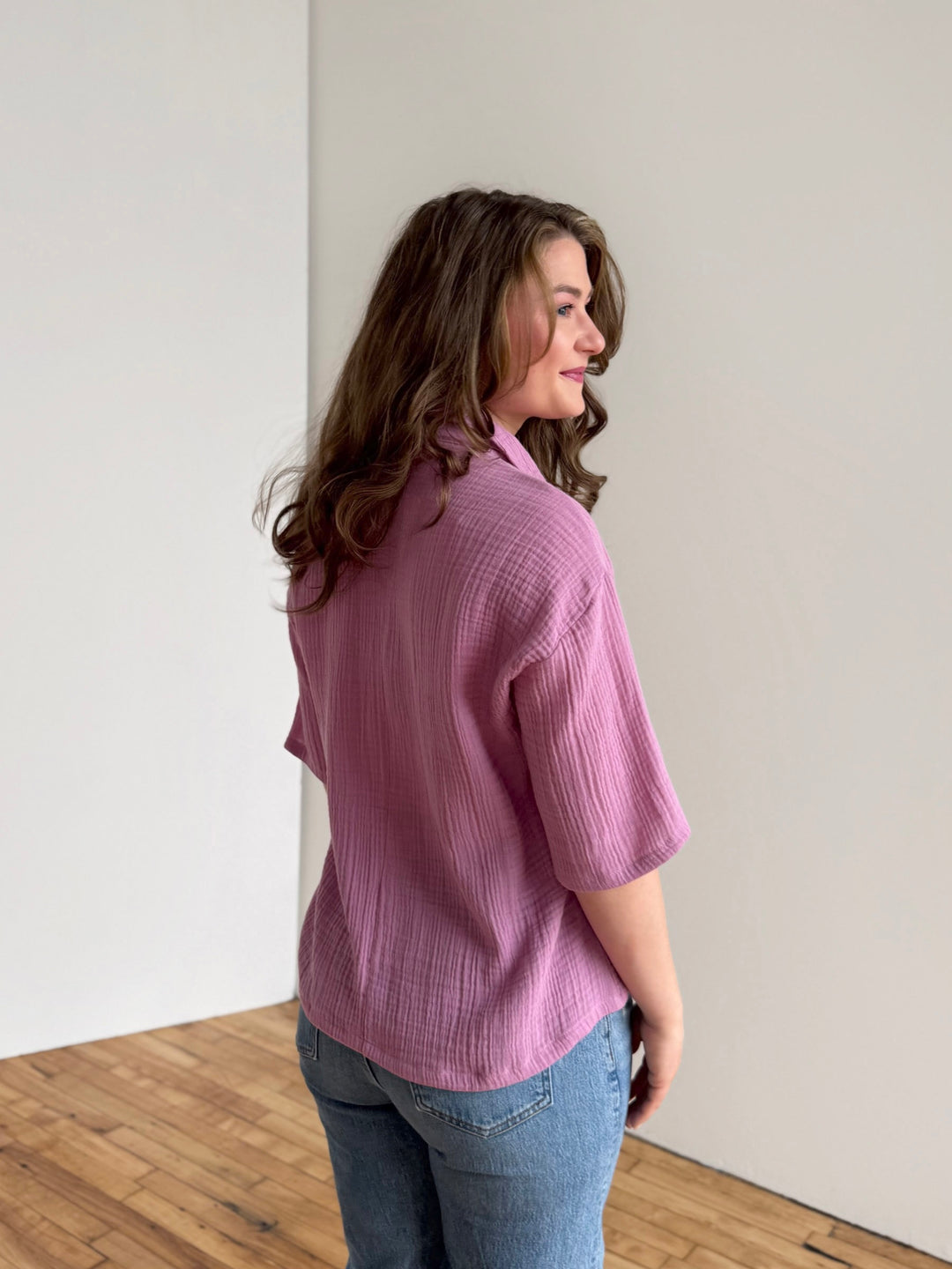 CARROLL gauze boxy shirt in Soft Orchid