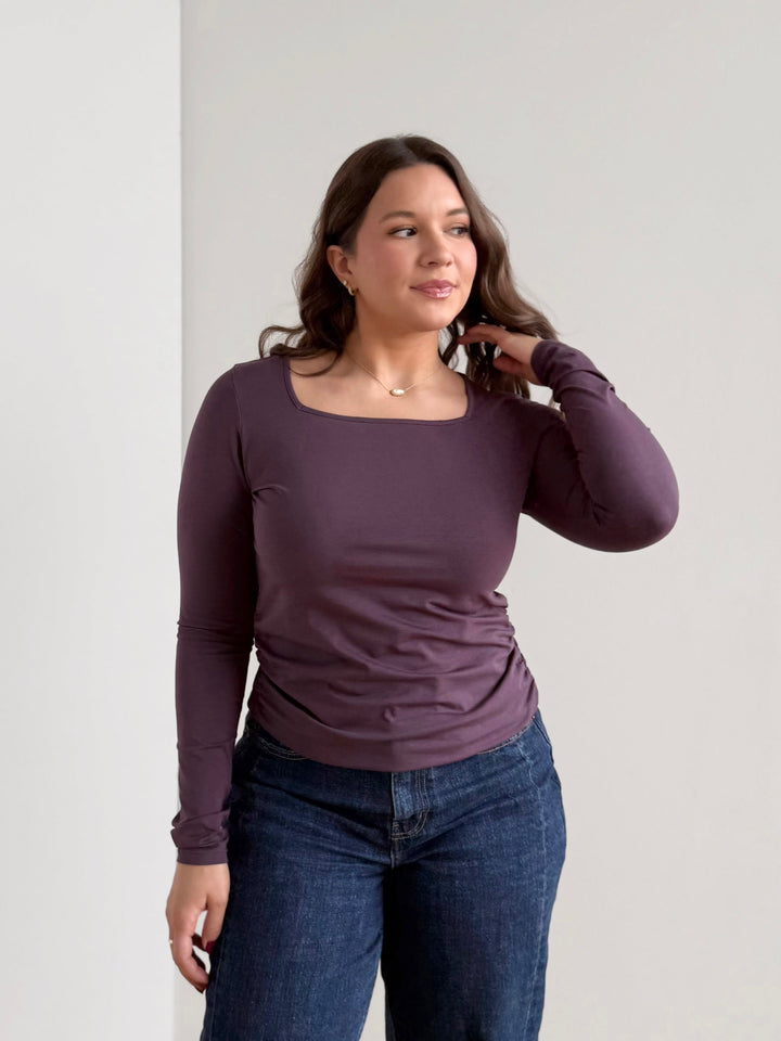 NURY ruched tee in Plum