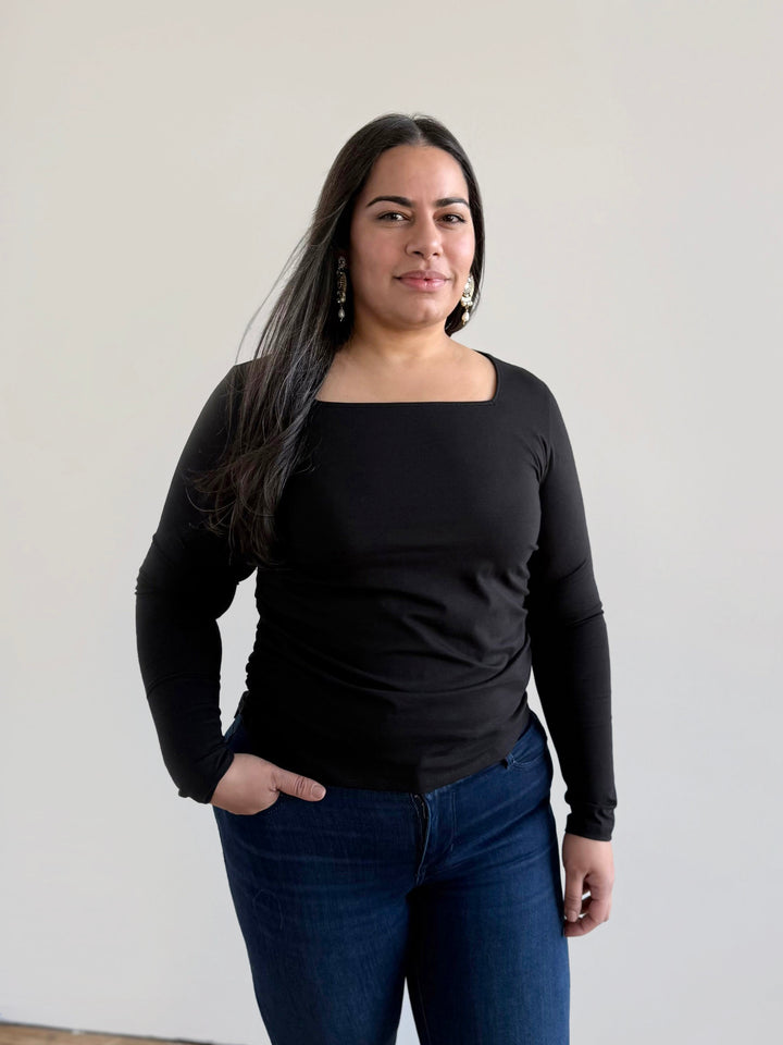 NURY ruched tee in Black