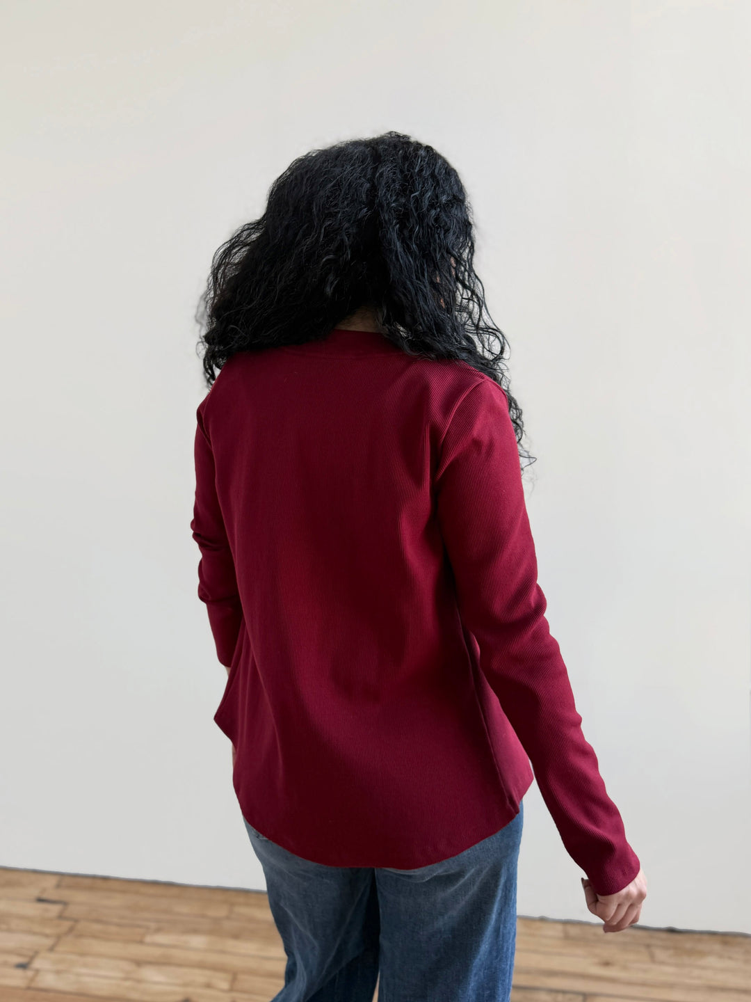 JUDE rib-knit fitted cardigan in Rich Red