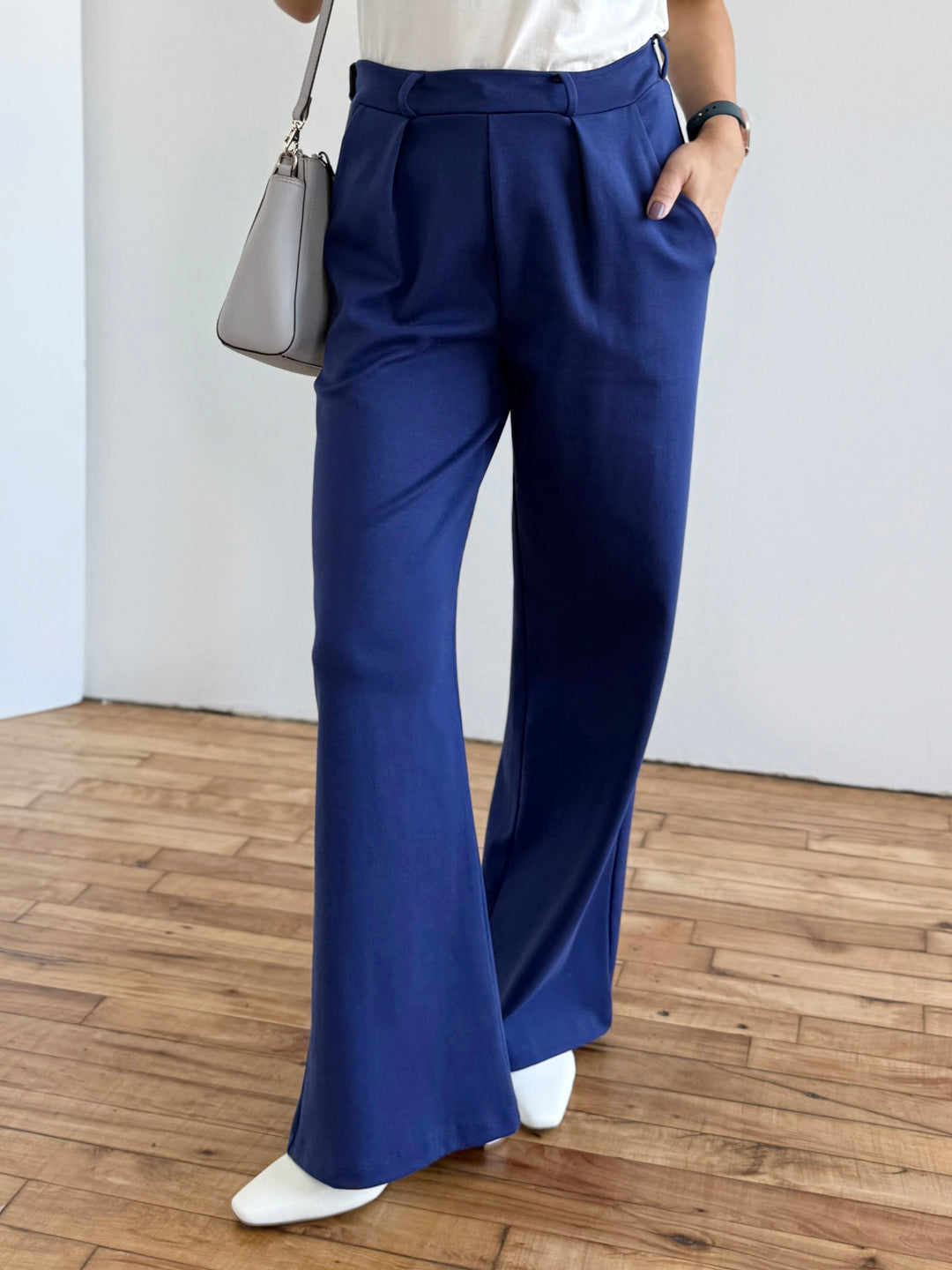 KENNA pants in Bright Navy