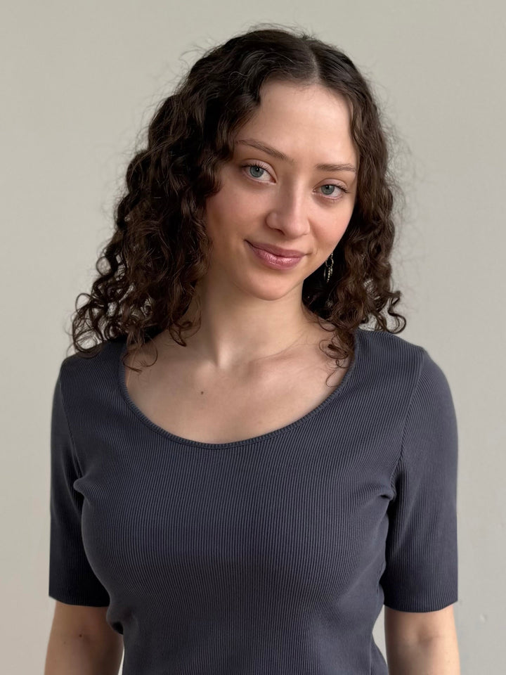 LEONOR rib-knit tee in Blue Storm