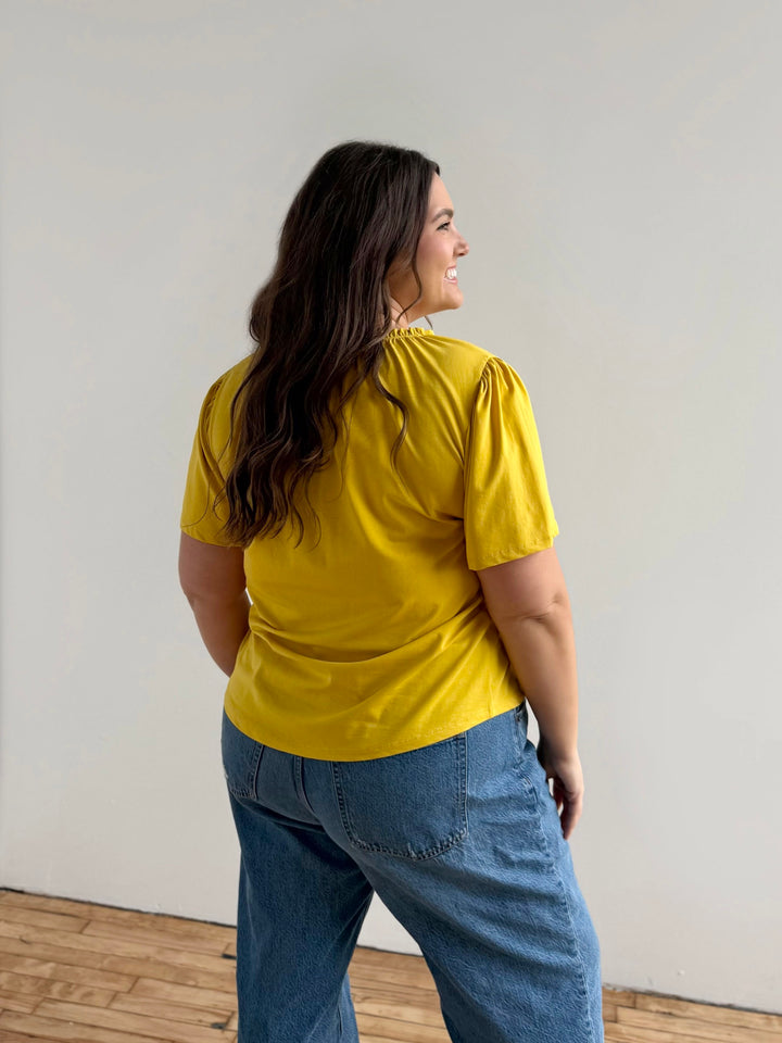 LARA tee in Sunflower