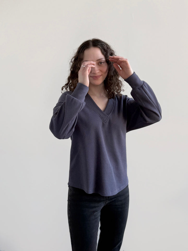 MEGANE waffle knit top in Stonewash