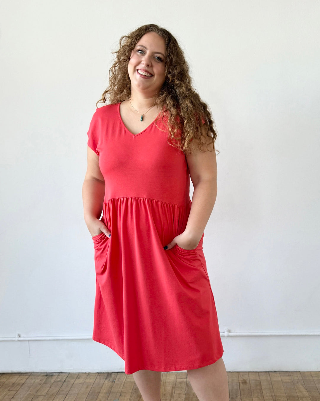ESSIE dress in Coral Red Elegantees ESSIE dress in Coral Red Elegantees