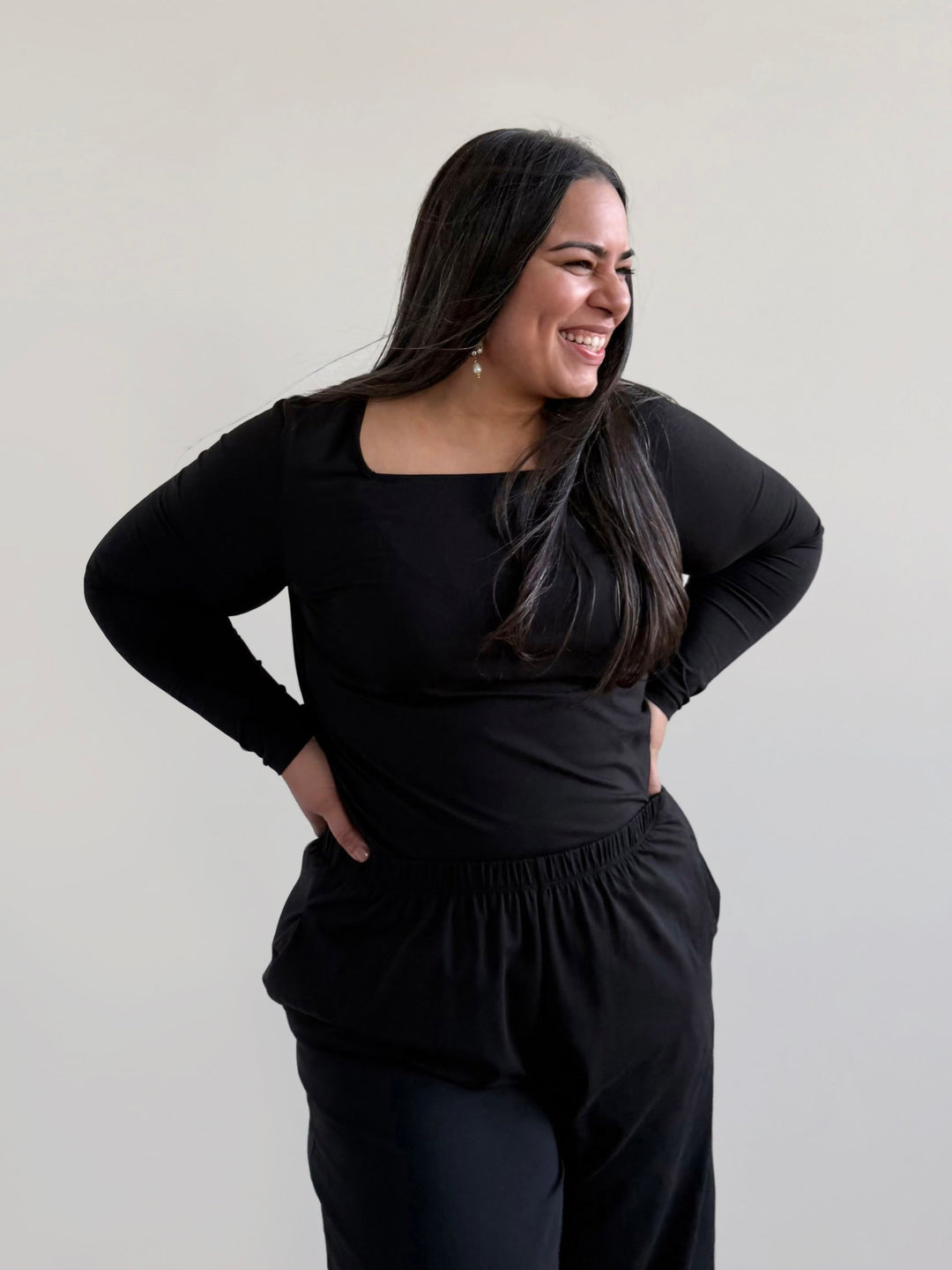 NURY ruched tee in Black