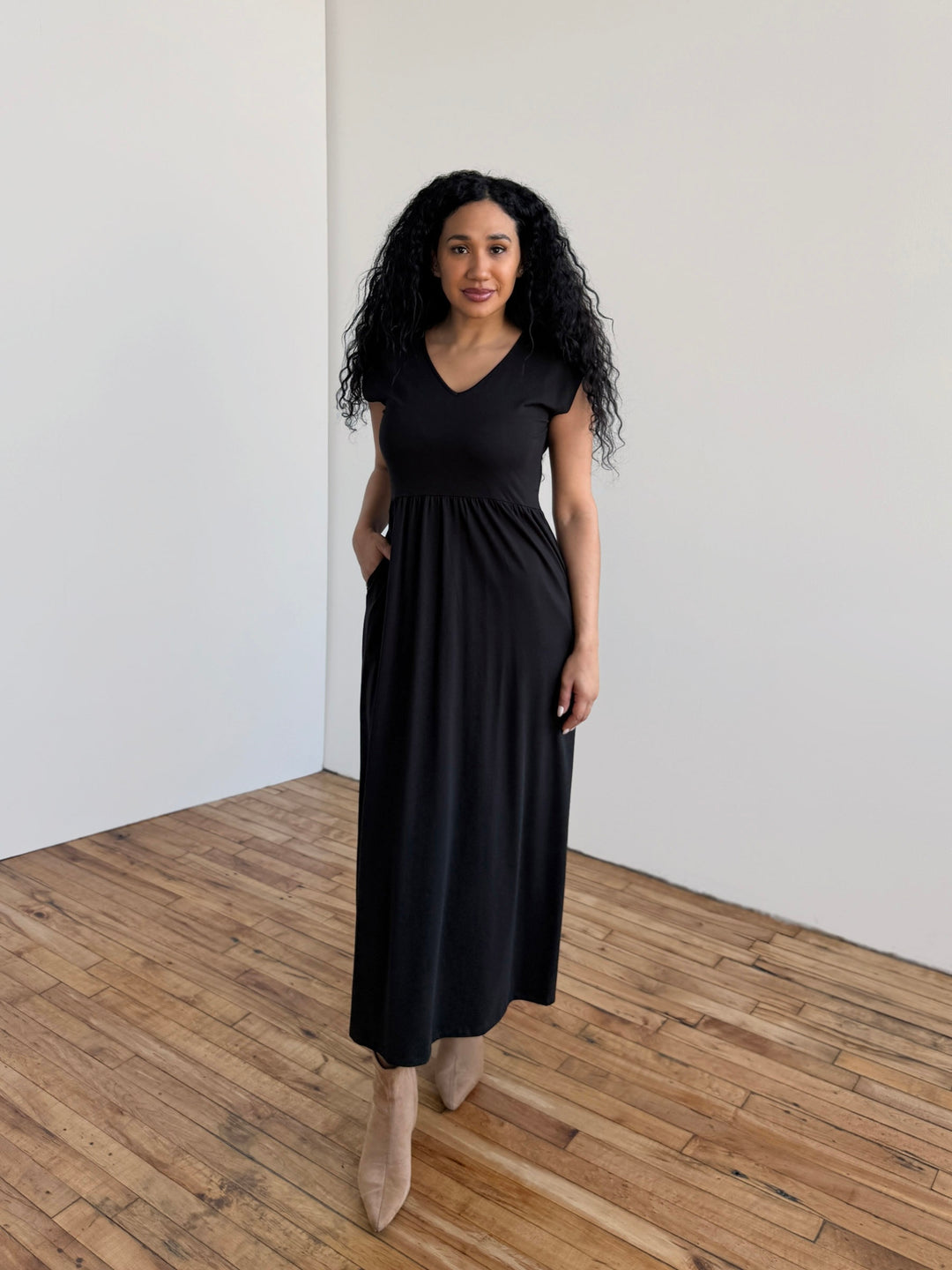 DINAH dress in Black