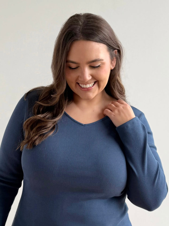 VERA rib-knit top in Faded Navy