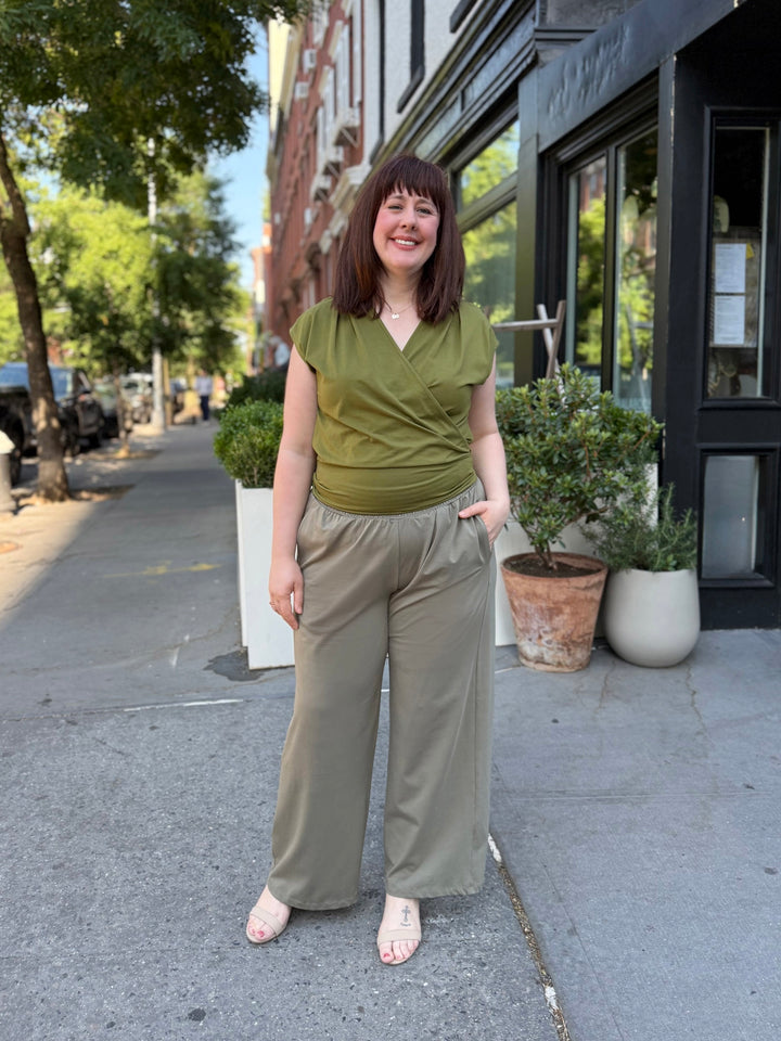 EVELINE smocked jersey pants in Silver Sage