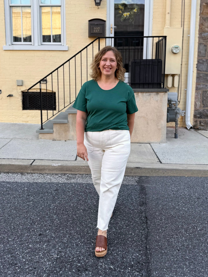 CALI tee in Bold Juniper