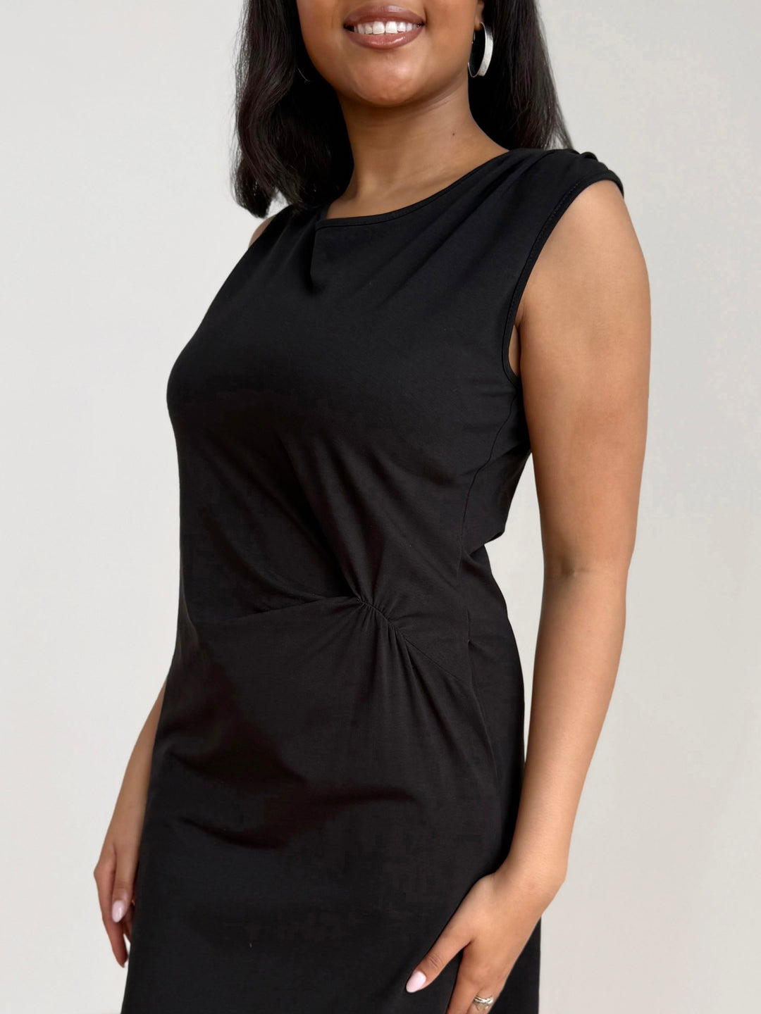 SOL dress in Black