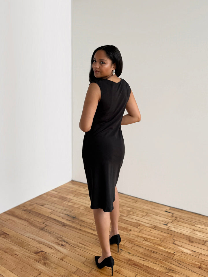 SOL dress in Black