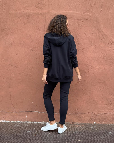 CHARLOTTE oversized zip hoodie with kangaroo pockets in Black