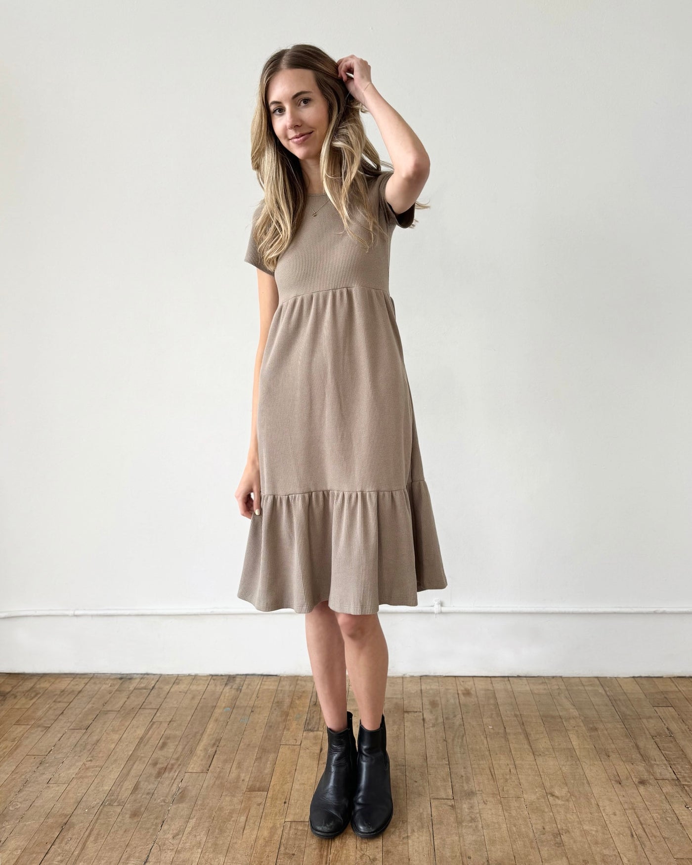 PHOENIX waffle knit dress in Taupe Grey