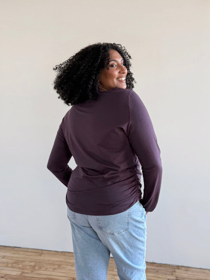NURY ruched tee in Plum