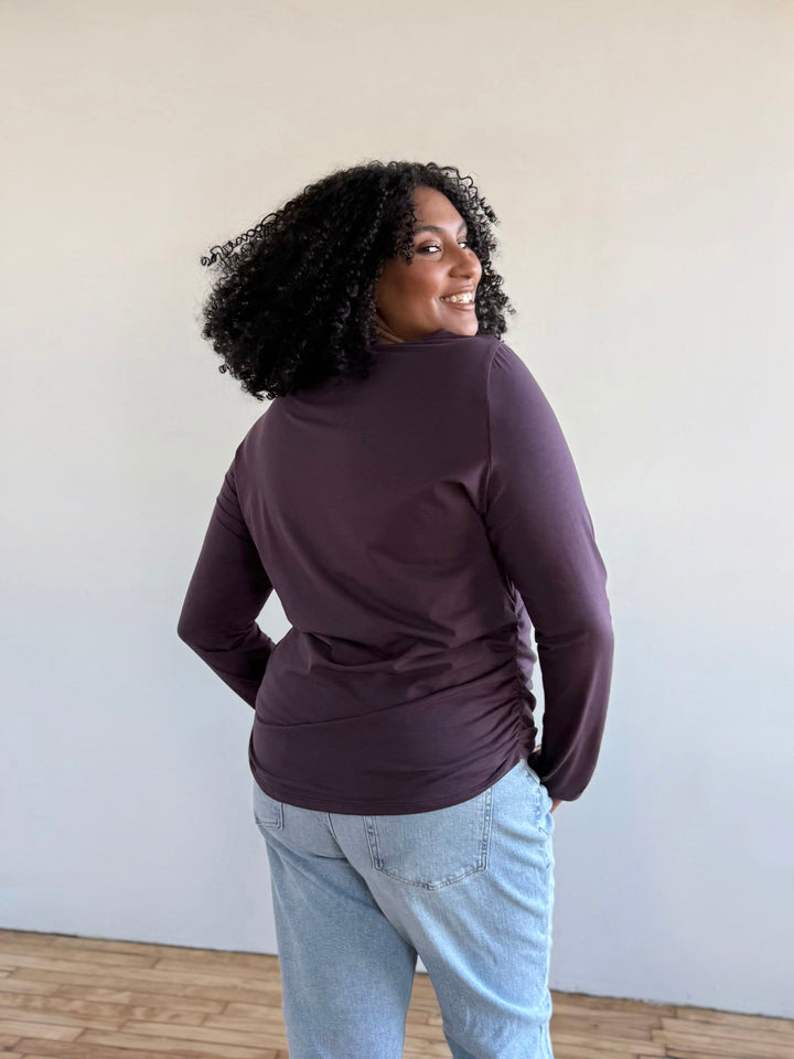 NURY ruched tee in Plum