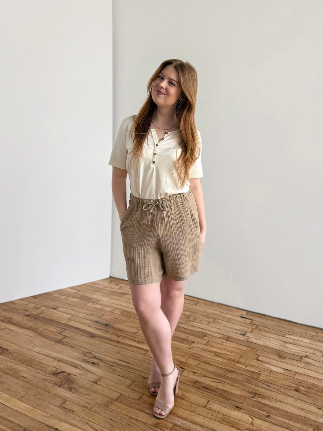 MADRID gauze shorts in Sandy Tan