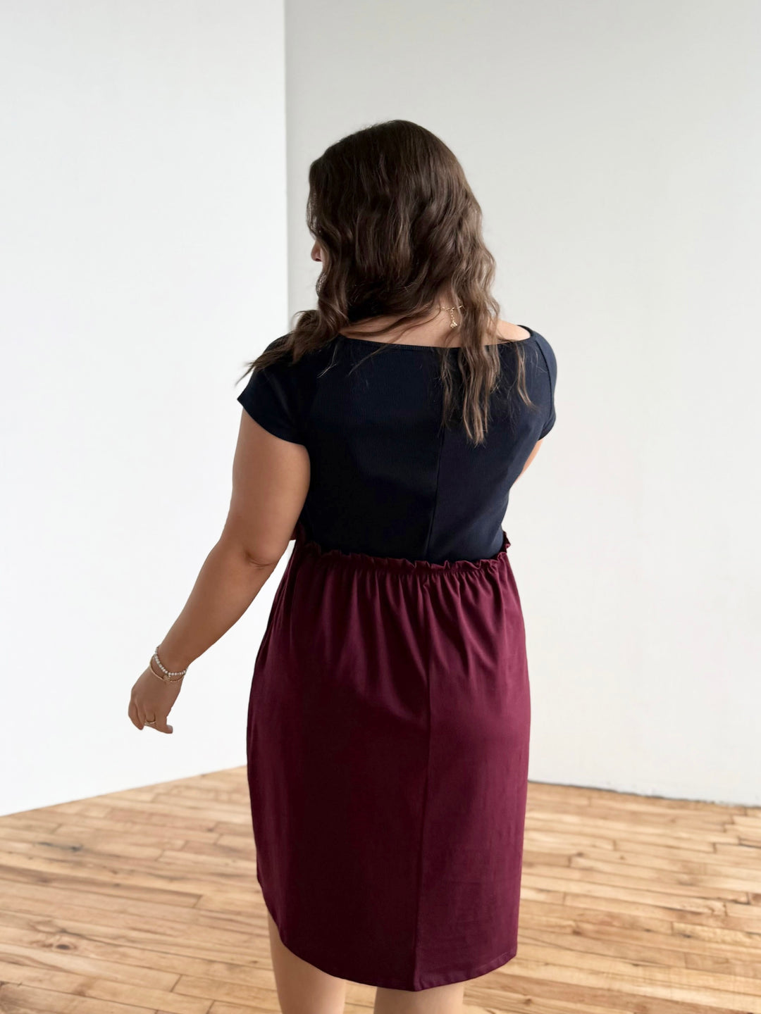 CAITLIN rib+jersey dress in Navy/Merlot