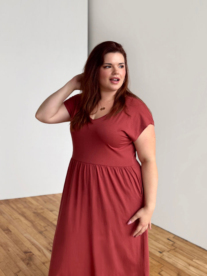 DINAH dress in Earthy Red