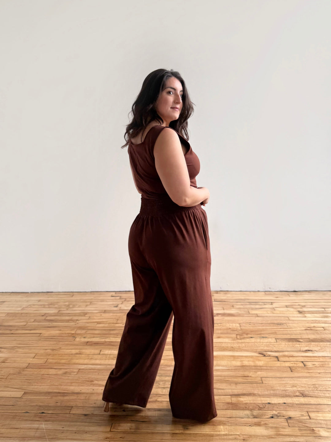 EVELINE smocked jersey pants in Burnt Cedar