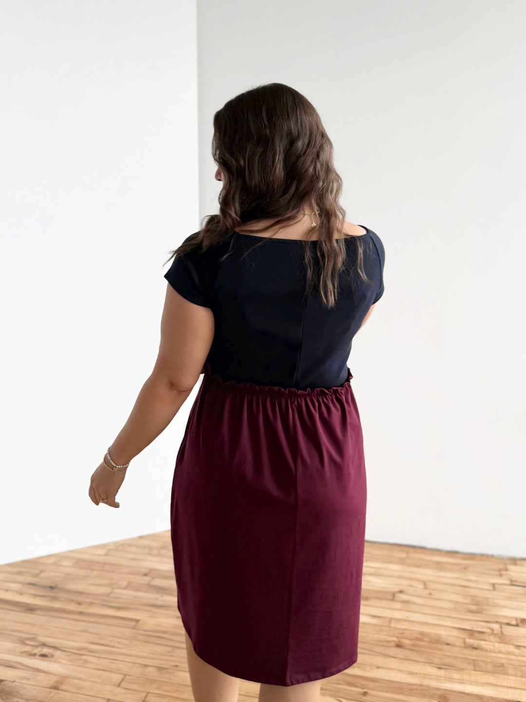CAITLIN rib+jersey dress in Navy/Merlot