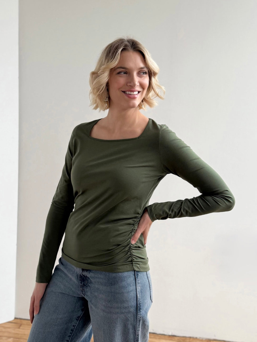 NURY ruched tee in Meadow Green