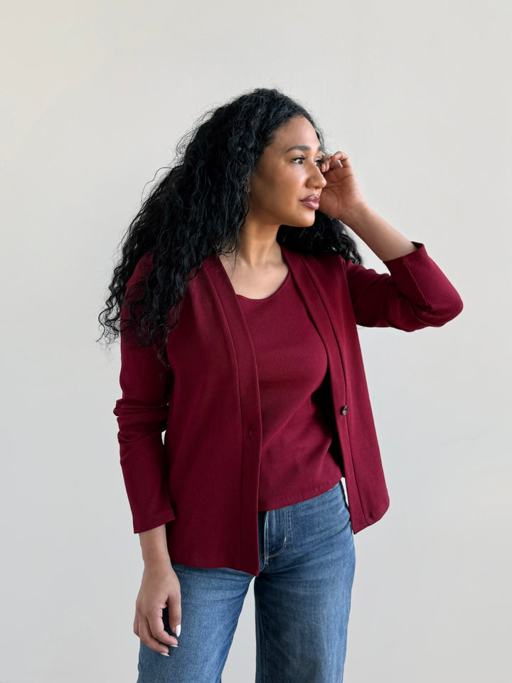 JUDE rib-knit fitted cardigan in Rich Red