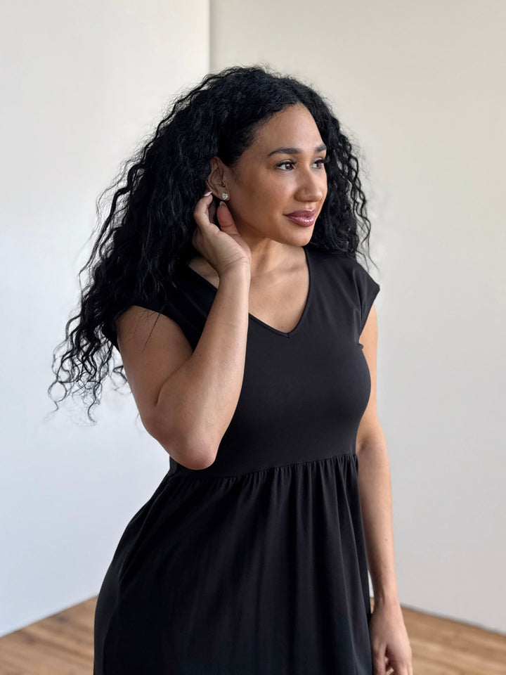 DINAH dress in Black