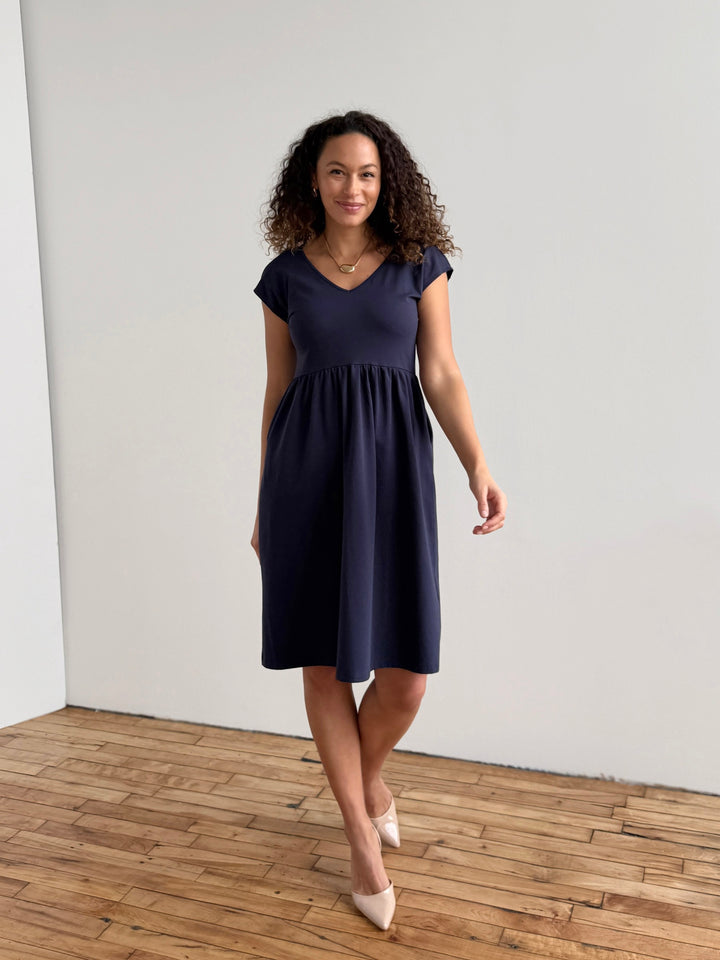 ESSIE dress in Navy