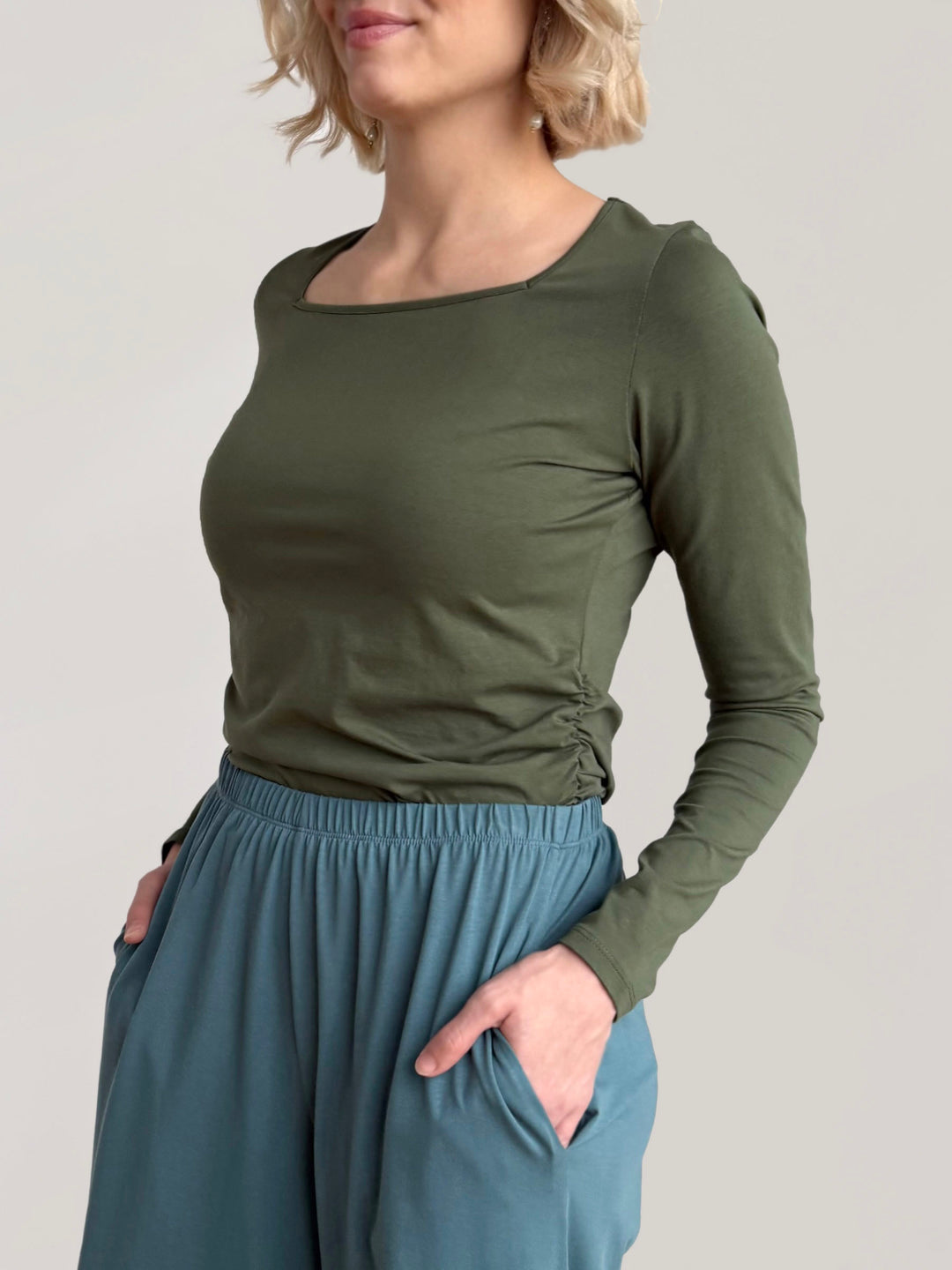 ANDRI jersey pants in Dark Aqua