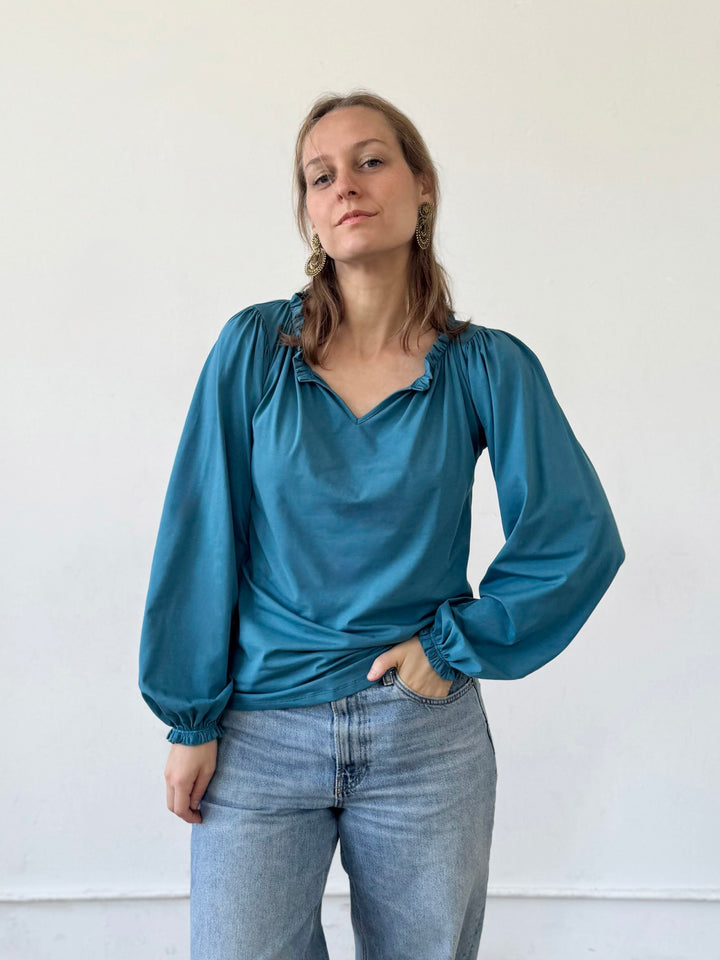 ROCHELLE top in Peacock Blue