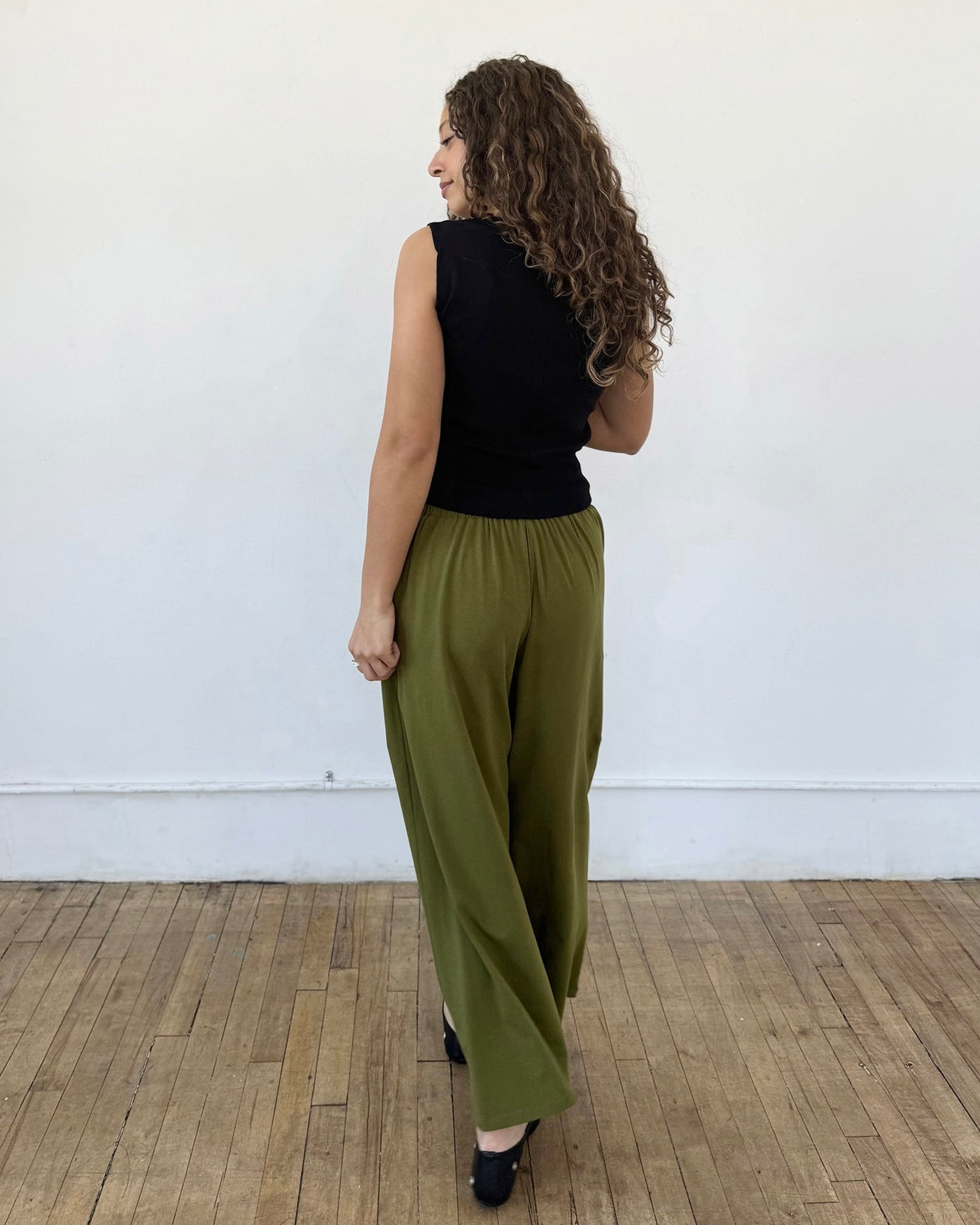 JOJO pants in Olive Branch