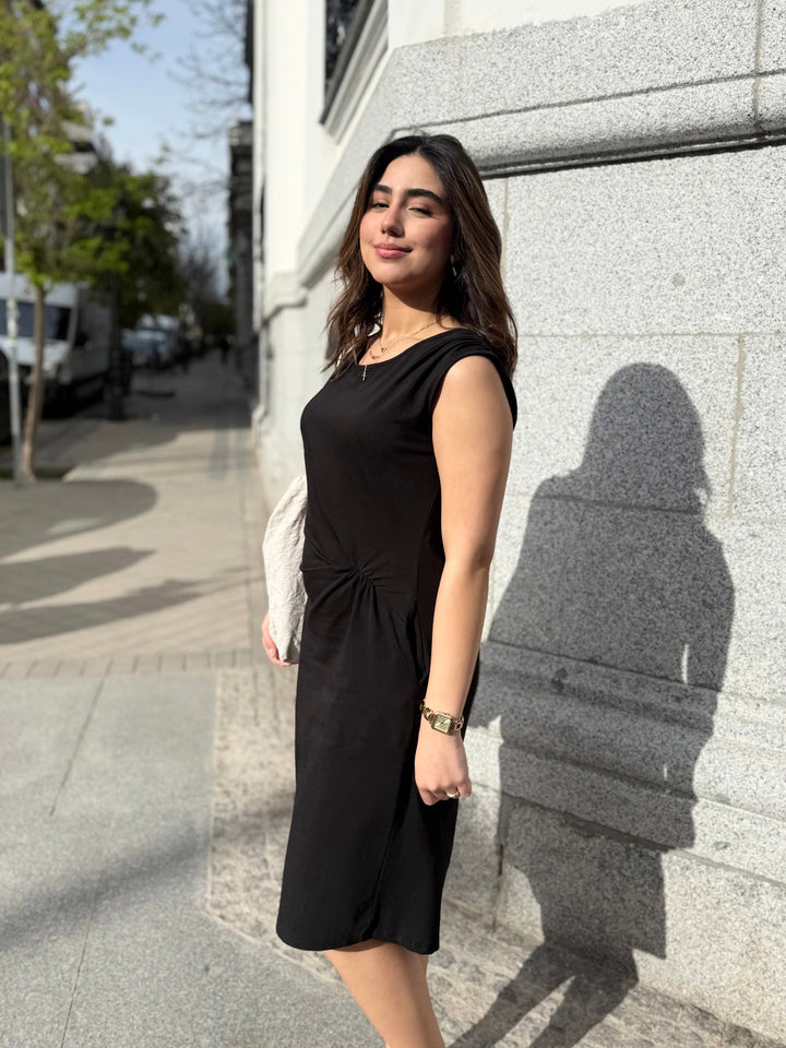 SOL dress in Black