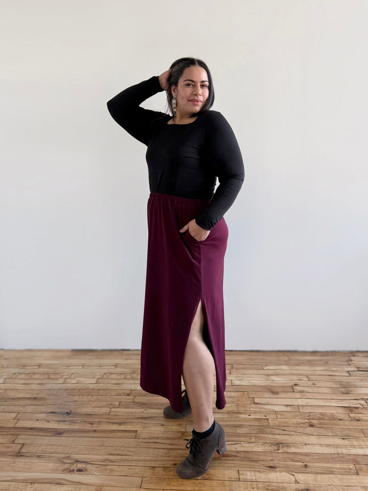 AMARA skirt in Merlot