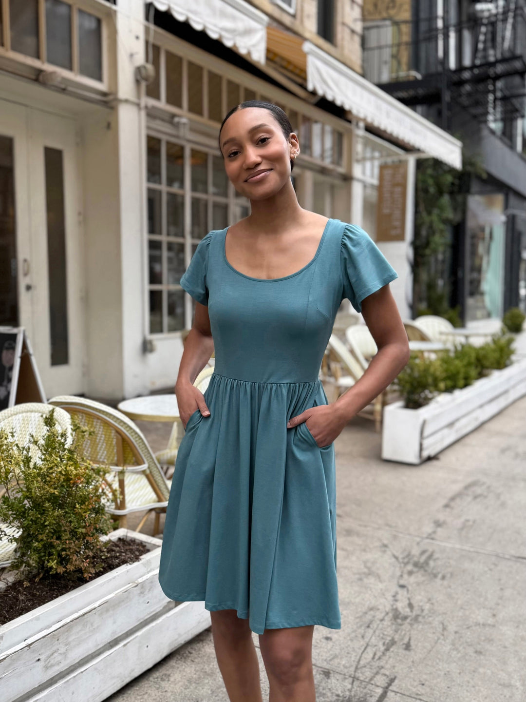 RAZELE dress in Dark Aqua Elegantees RAZELE dress in Dark Aqua Elegantees