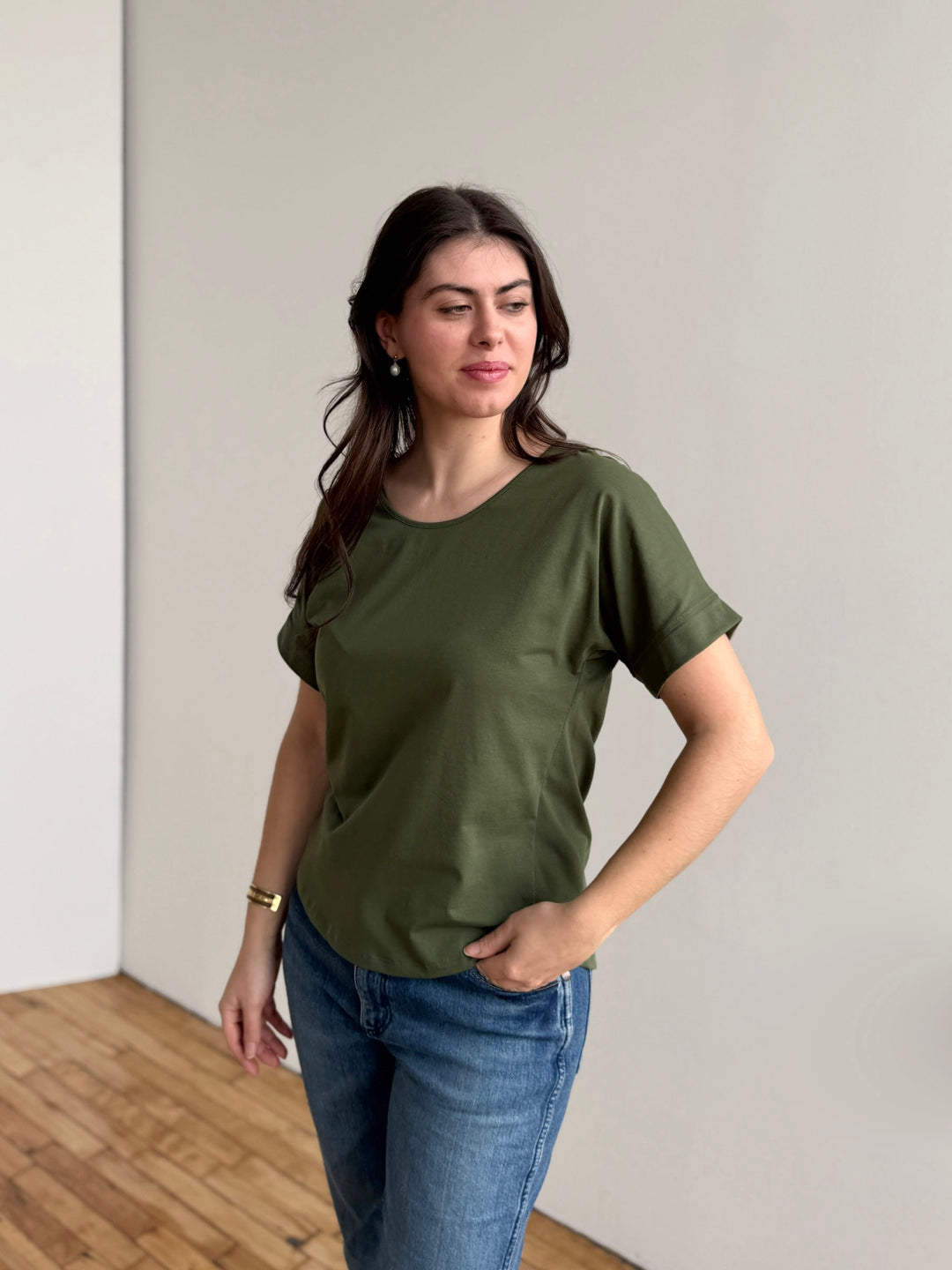 CAELYN tee in Meadow Green